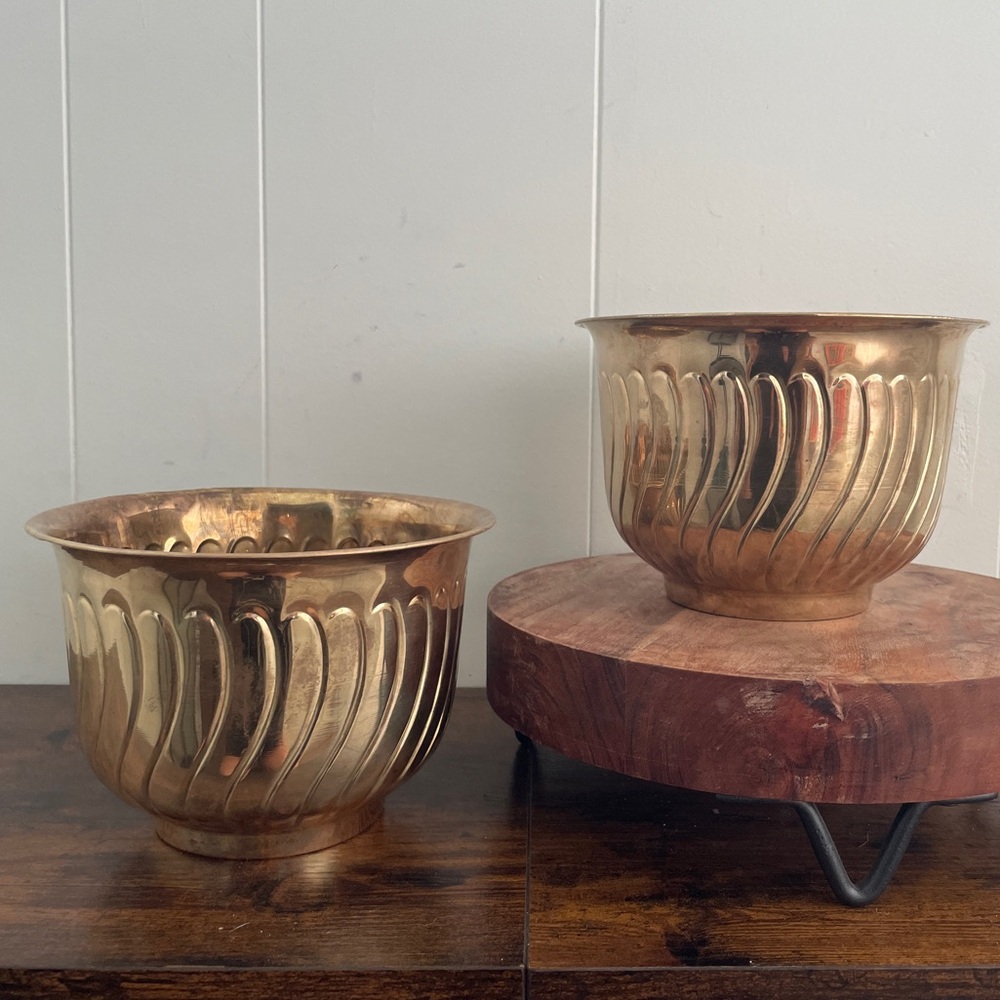 Pair Of Vintage Brass Ribbed Planters Made In India 5”